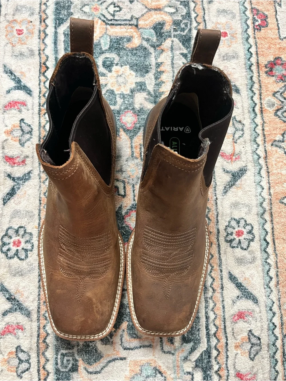 Ariat Brown Leather Chelsea Western Boot with Elastic Panels